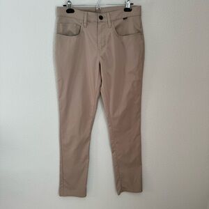Men’s Travis Mathew Open To Close pants, size 30”x31”